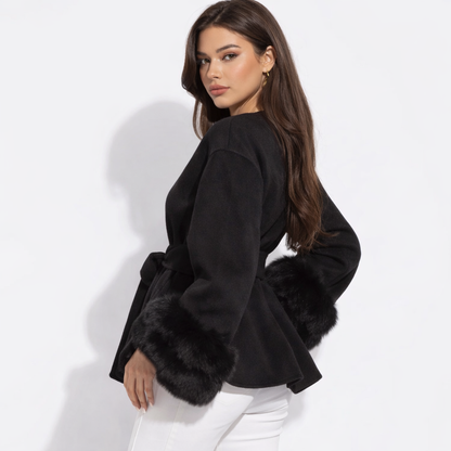 Der Bianca-Mantel mit Pelzbesatz