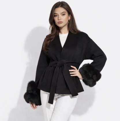 Der Bianca-Mantel mit Pelzbesatz