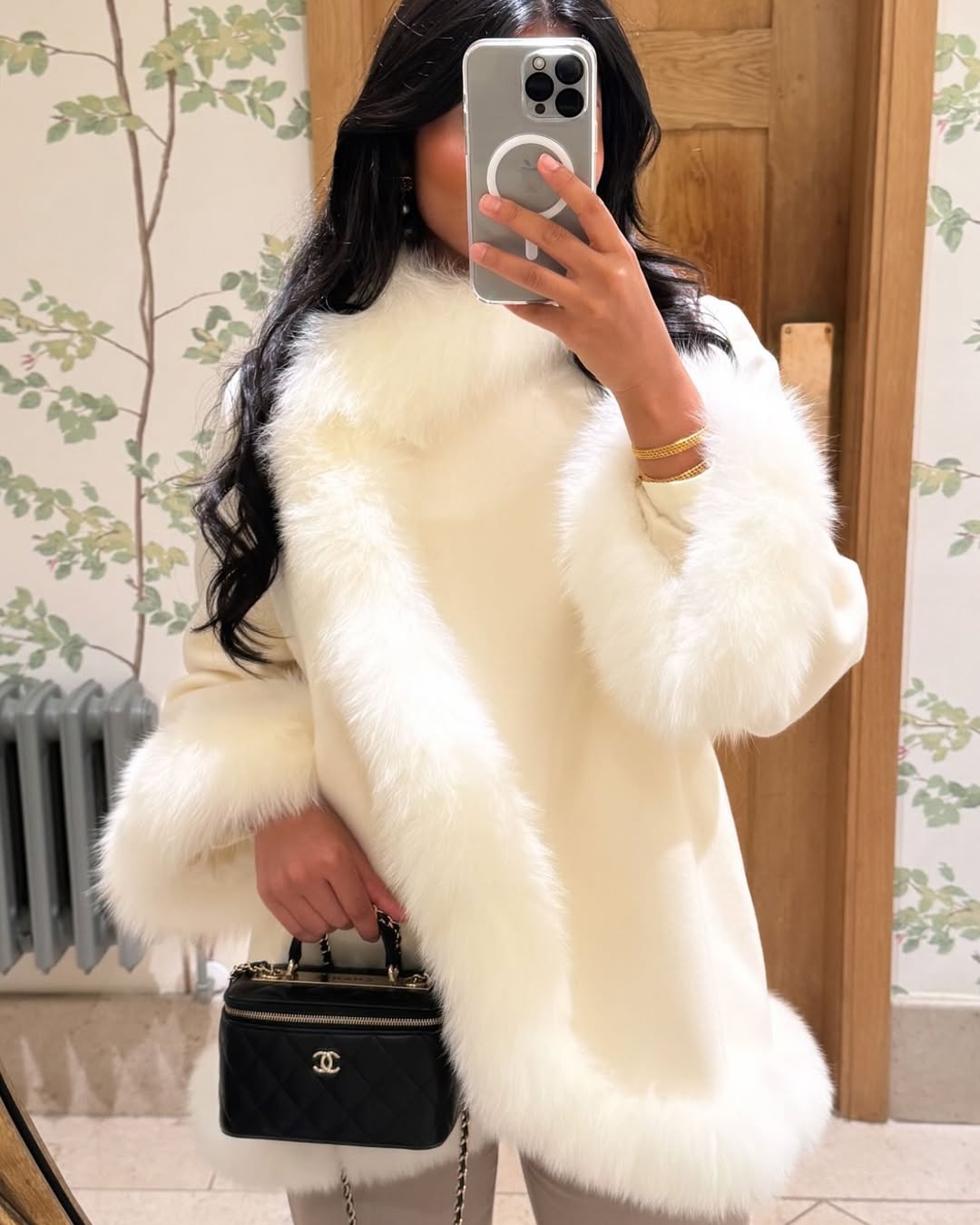 Genevieve Pelzmantel mit Pelzbesatz – Creme